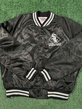 Vintage Chicago White Sox Satin Snap Jacket by Locker Line, Size XL, 1990s